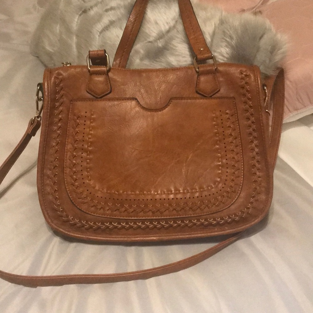 Leather crossbody bad